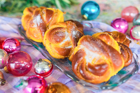 SaffransBullar (Saffron and Almond Buns)