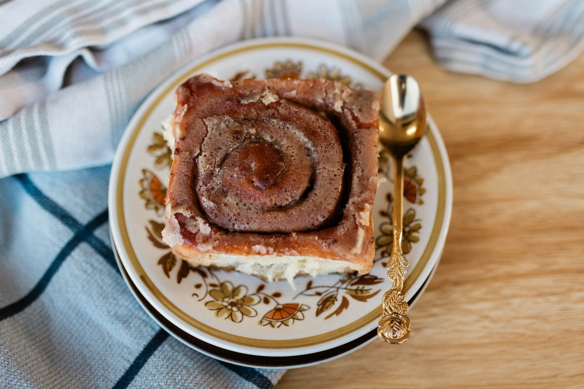 brown sugar cinnamon bun with burnt butter glaze – Burnt Honey Bakery